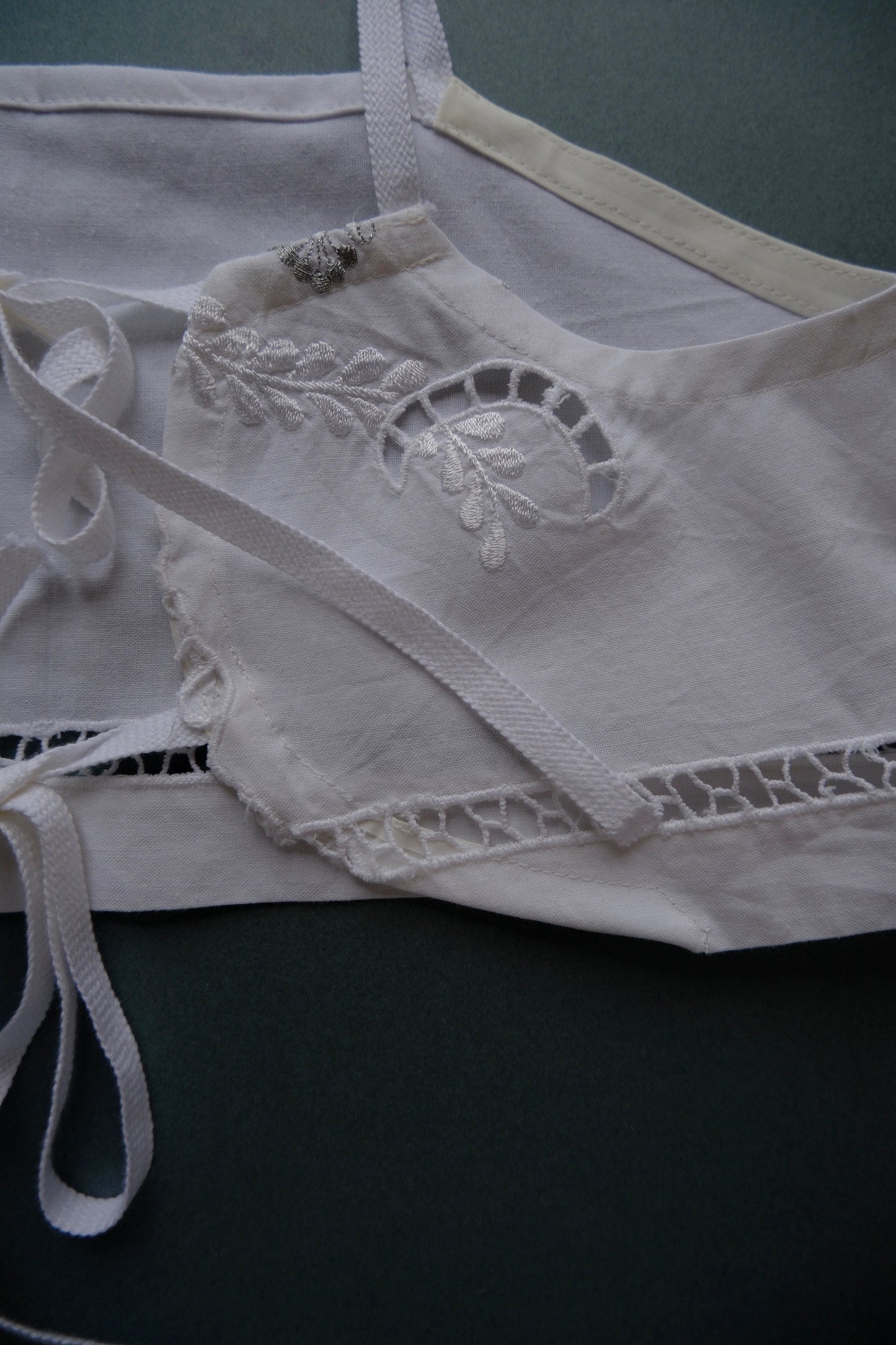 〈Re•lace〉code bustier