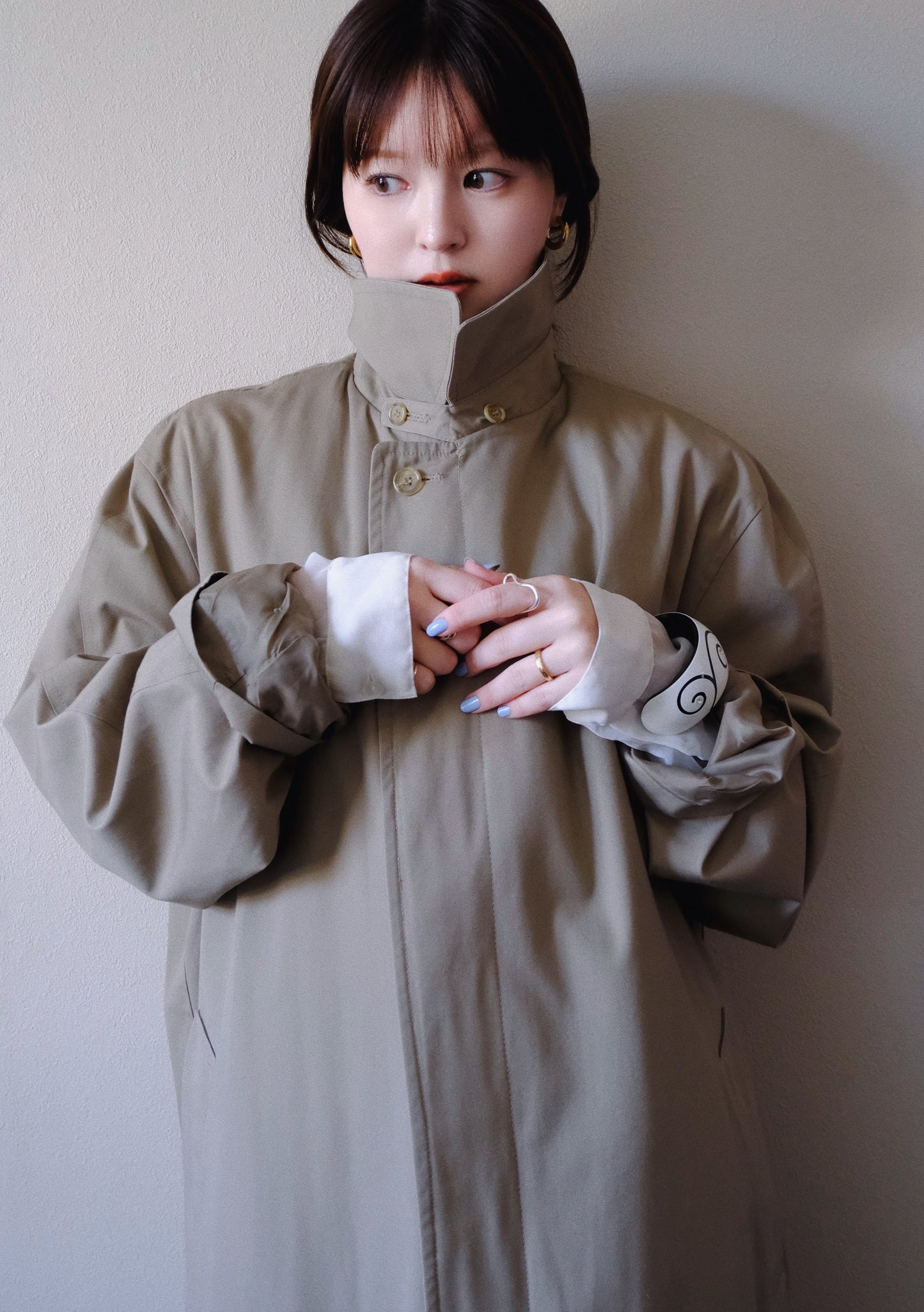 beige spring coat /for unisex