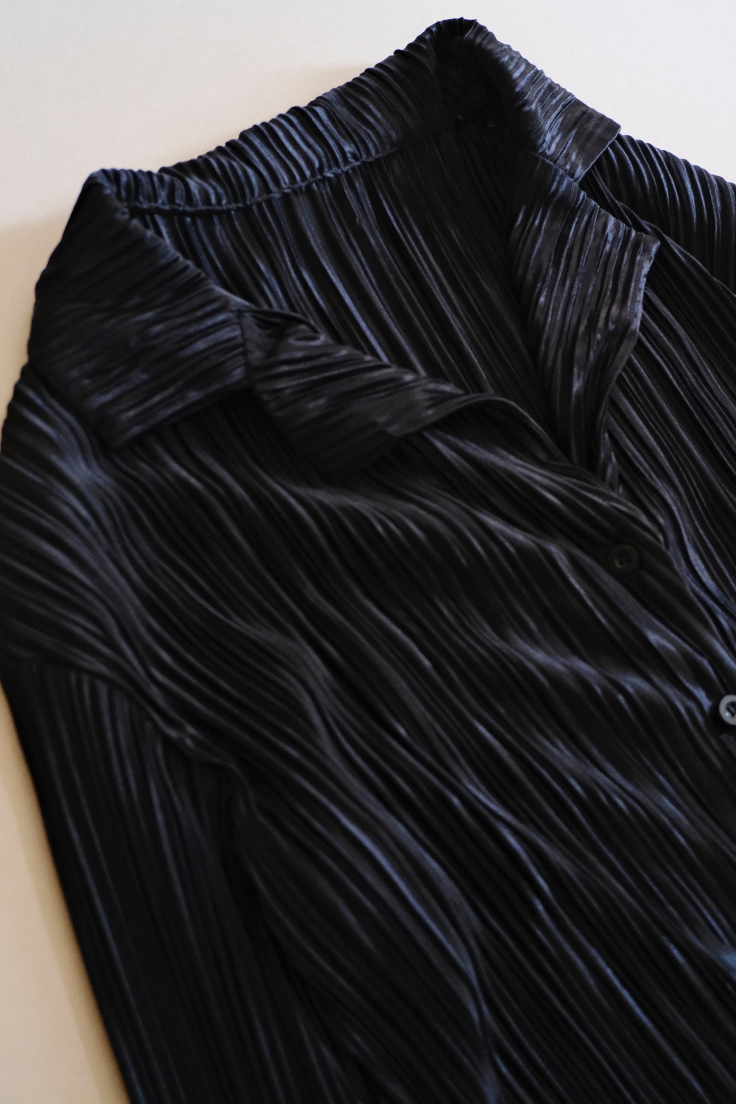 pleats black shirt jacket