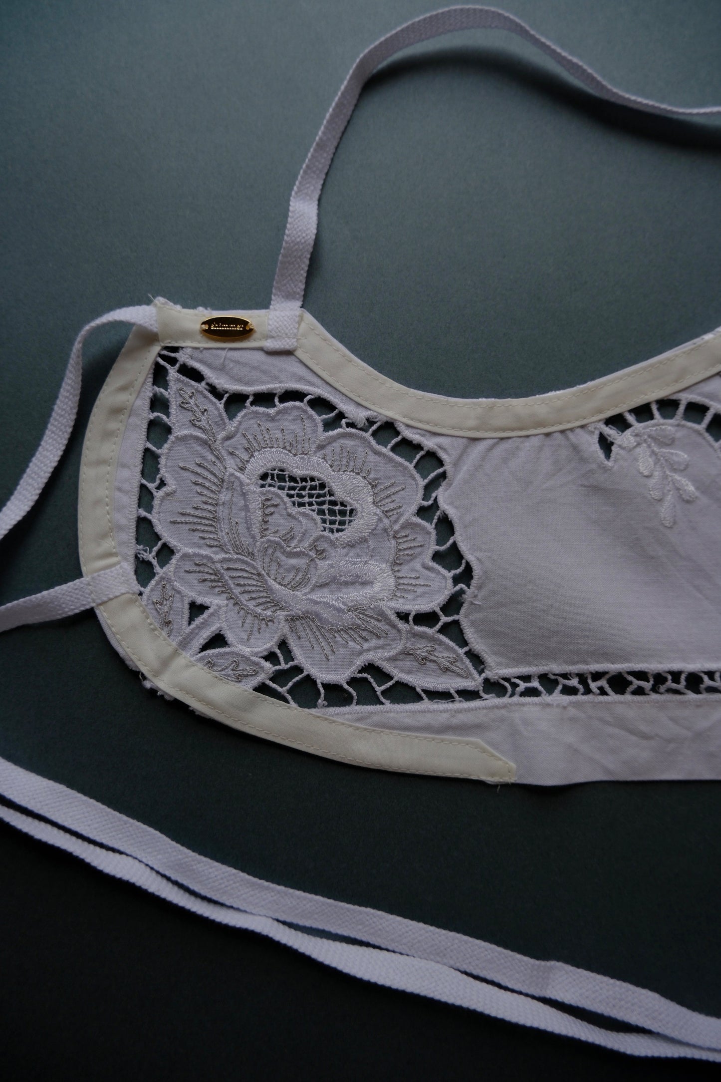 〈Re•lace〉code bustier