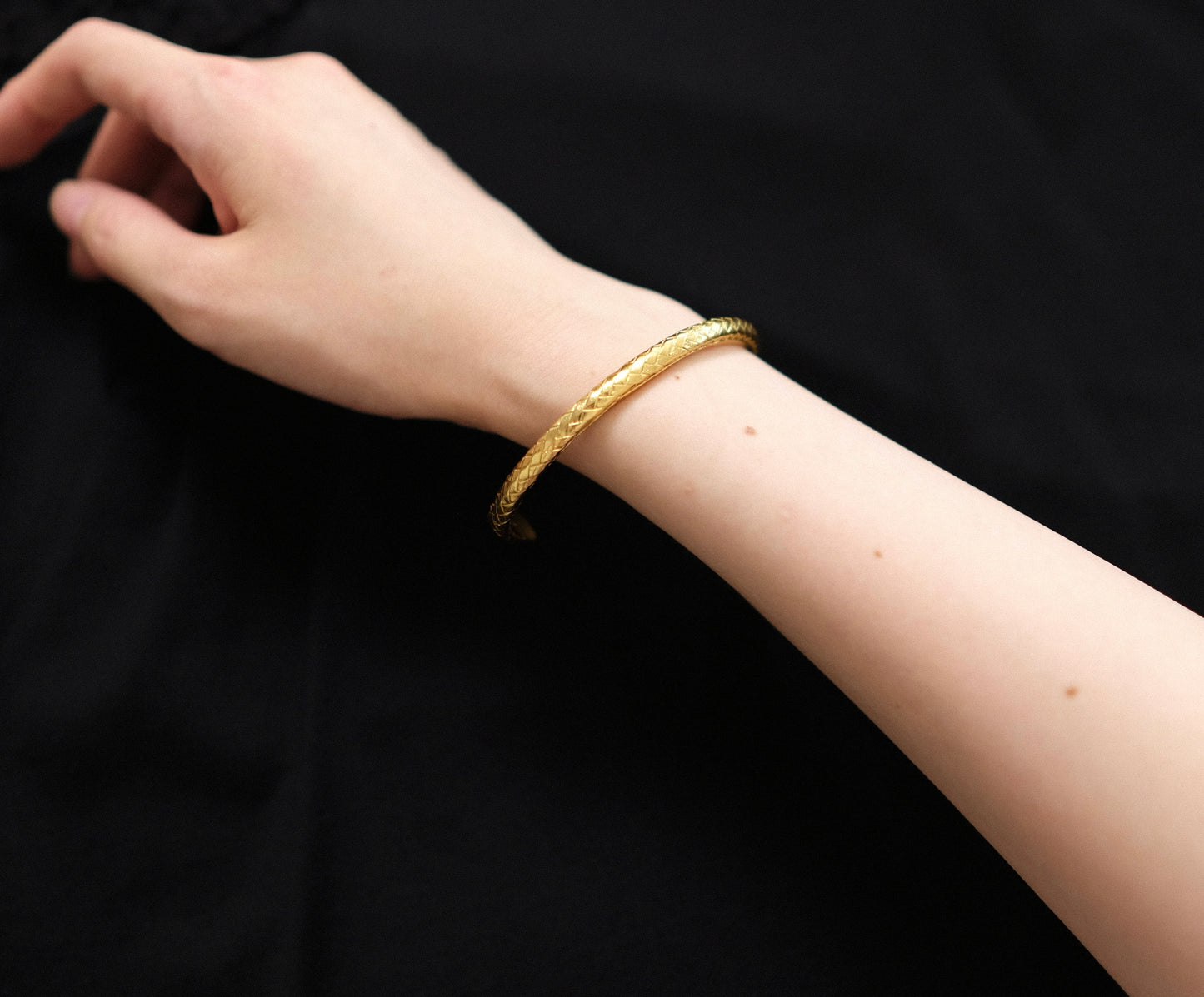 vintage gold bangle