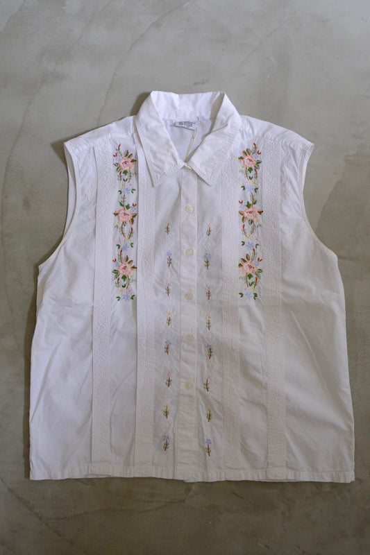 Vintage White Embroidered Sleeveless Shirt