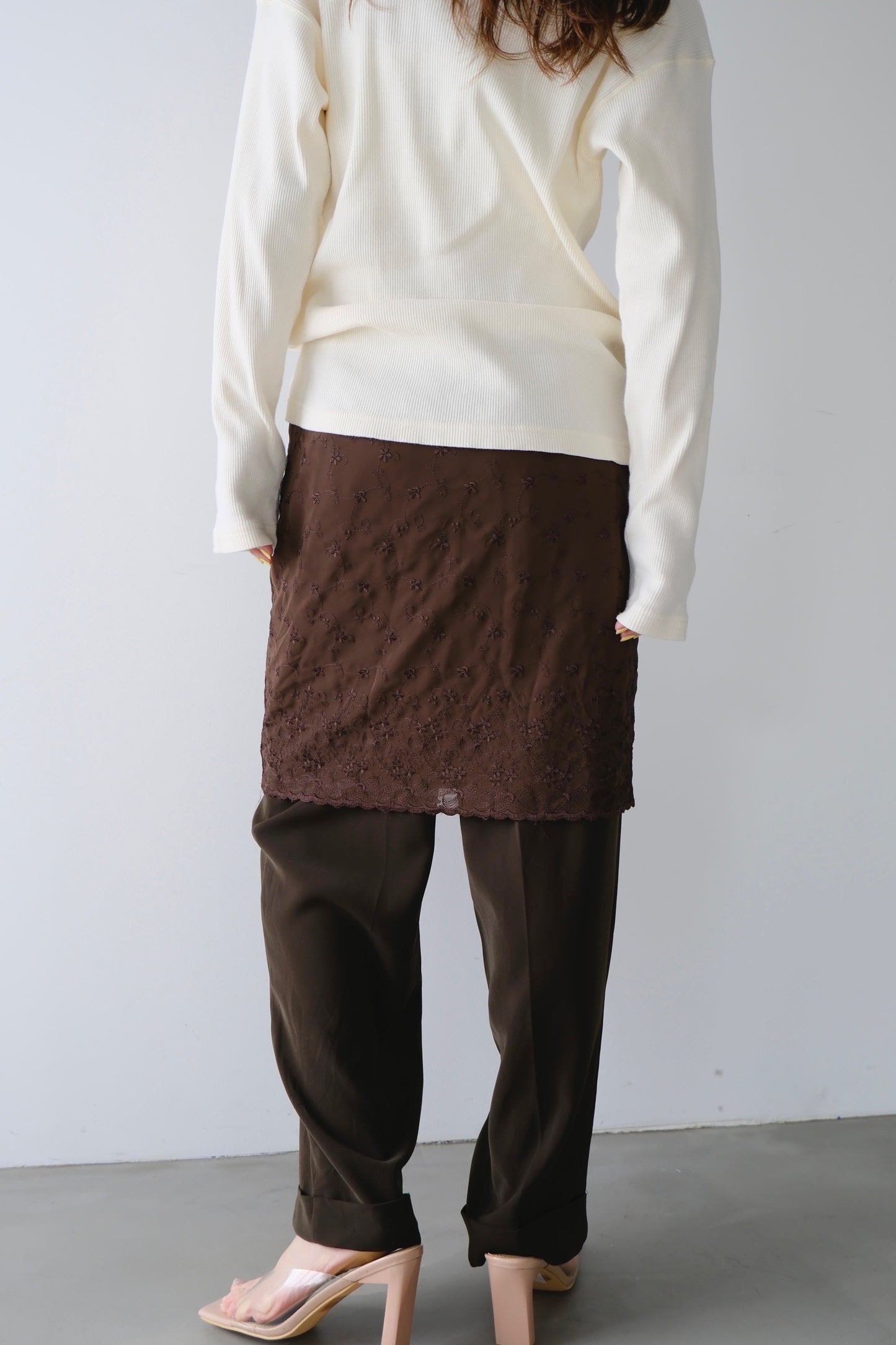 vintage embroidery brown skirt