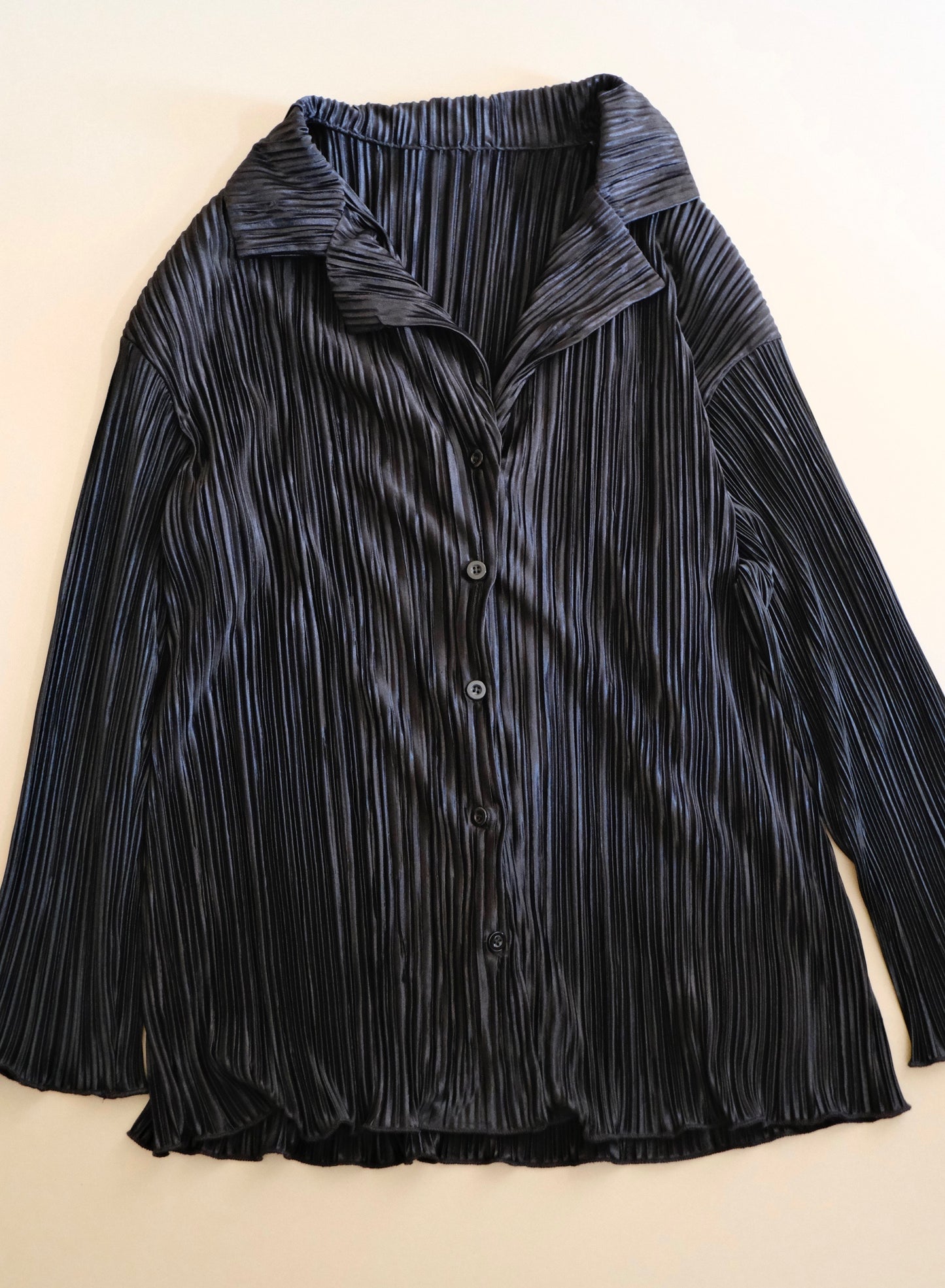 pleats black shirt jacket