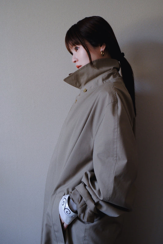 beige spring coat /for unisex